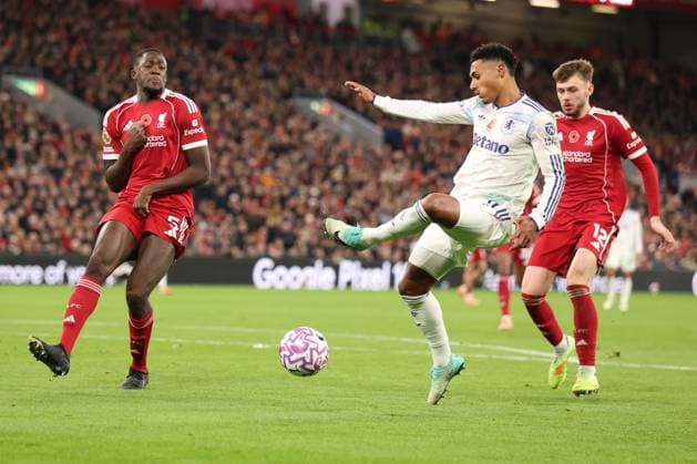 Ollie Watkins of Aston Villa Liverpool v Aston Villa, Premier League, Football, Anfield, Liverpool, UK - 01 Nov 2025Liverpool Anfield United Kingdom EDITORIAL USE ONLY No use with unauthorised audio, video, data, fixture lists, club league logos or live services. Online in-match use limited to 120 images, no video emulation. No use in betting, games or single club league player publications. Copyright: xRyanxBrowne Shutterstockx 15641376cr