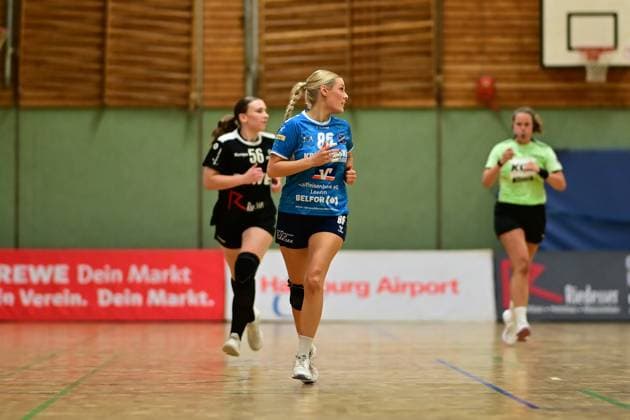 Handball I Women I Season 2025 2026 I 3 Liga Nord I 7 Matchday I SV Henstedt Ulzburg SV Todesfelde I 01 11 2025 Nina Eggeling 86, SV Todesfelde Henstedt Ulzburg Alstergymnasium Henstedt Ulzburg Schleswig Holstein Germany Copyright: xLobeca FelixxSchlikisx