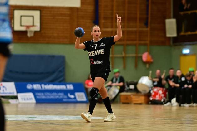 Handball I Women I Season 2025 2026 I 3 Liga Nord I 7 Matchday I SV Henstedt Ulzburg SV Todesfelde I 01 11 2025 Tara Richter 7, SV Henstedt Ulzburg Henstedt Ulzburg Alstergymnasium Henstedt Ulzburg Schleswig Holstein Germany Copyright: xLobeca FelixxSchlikisx