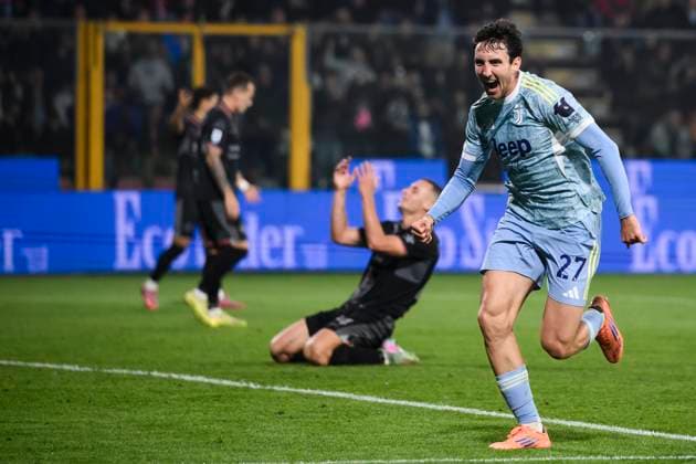 US Cremonese v Juventus FC - Serie A Andrea Cambiaso of Juventus FC celebrates after scoring a goal during the Serie A football match between US Cremonese and Juventus FC. Cremona Italy Copyright: xNicolòxCampox