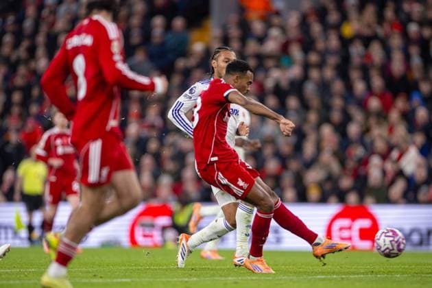 Football - FA Premier League - Liverpool FC v Aston Villa FC LIVERPOOL, ENGLAND - Saturday, November 1, 2025: Liverpool s Ryan Gravenberch scores the second goal during the FA Premier League match between Liverpool FC and Aston Villa FC at Anfield. (Photo by David Rawcliffe Propaganda) LIVERPOOL Anfield MERSEYSIDE ENGLAND  Copyright: xDavidxRawcliffex P2025-11-01-Liverpool_Aston_Villa-67