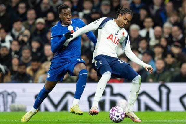 1st November 2025; Tottenham Hotspur Stadium, London, England; Premier League Football, Tottenham Hotspur versus Chelsea; Djed Spence of Tottenham Hotspur battles for possession with Jamie Gittens of Chelsea  IanxStephen