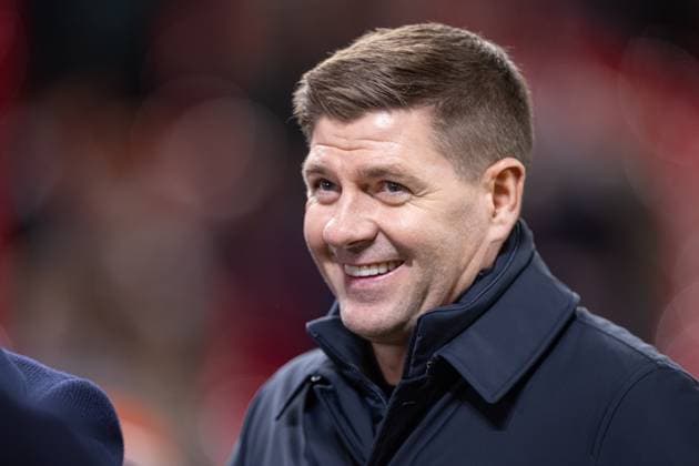 Football - FA Premier League - Liverpool FC v Aston Villa FC LIVERPOOL, ENGLAND - Saturday, November 1, 2025: Liverpool s former captain Steven Gerrard after the FA Premier League match between Liverpool FC and Aston Villa FC at Anfield. (Photo by David Rawcliffe Propaganda) LIVERPOOL Anfield MERSEYSIDE ENGLAND  Copyright: xDavidxRawcliffex P2025-11-01-Liverpool_Aston_Villa-96