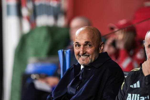 US Cremonese v Juventus FC - Serie A Luciano Spalletti, head coach of Juventus FC, participates in the Serie A football match between US Cremonese and Juventus FC in Cremona, Italy, on November 1, 2025, at Stadio Giovanni Zini. Cremona Italy  Copyright: xEmanuelexComincinix originalFilename:comincini-uscremon251101_npQV4.jpg
