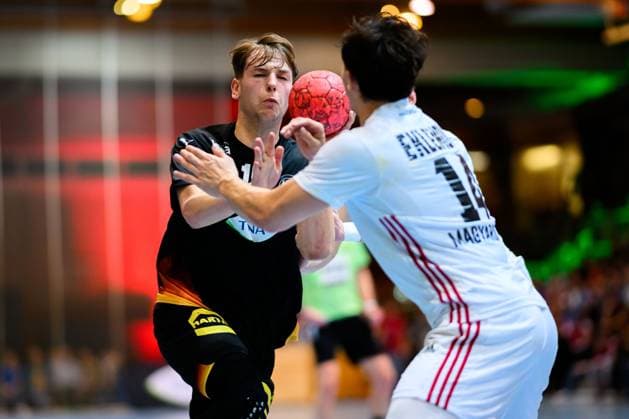 Erlangen Handball Laenderspiel U20 Germany Hungary Noah Hensen Germany , Marko Eklemovic Hungary Erlangen Karl Heinz Hirsemann Halle Bayern Germany