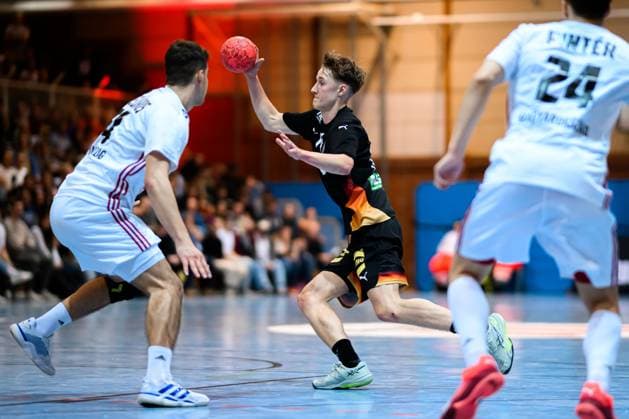 Erlangen Handball National Match U20 Germany Hungary Caspar Gauer Germany Erlangen Karl Heinz Hirsemann Hall Bavaria Germany