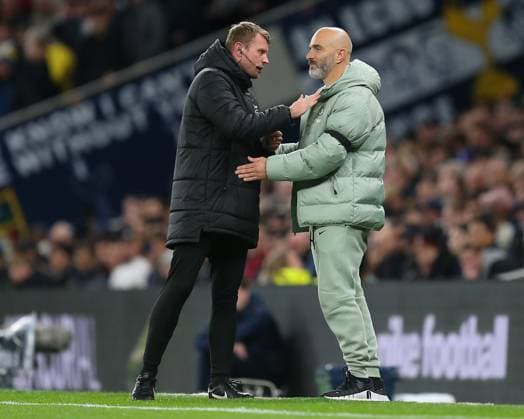 London, England, November 01 2025: Head coach of Chelsea Enzo Maresca in coversation with the fourth official during the Premier League game between Tottenham Hotspur and Chelsea at Tottenham Hotspur Stadium in London, England. (Photo by Jay Patel Sports Press Photo SPP) Copyright: xJayxPatel SportsxPressxPhoto SPPx Sportspressphoto_SPR55410