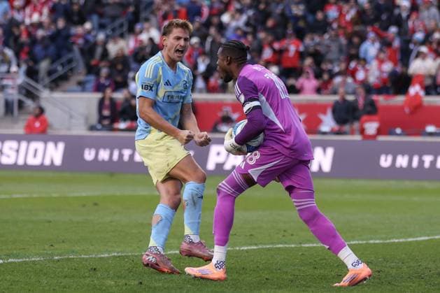 Andre Blake (18 Philadelphia Union) and Kai Wagner (27 Philadelphia Union) react to a play during the round one playoff game two between Chicago Fire FC and Philadelphia Union on Saturday, November 1 at SeatGeek Stadium, Bridgeview, USA. (NO COMMERCIAL USAGE) Copyright: xShainaxBenhiyoun SPPx Sportspressphoto_SPR55430