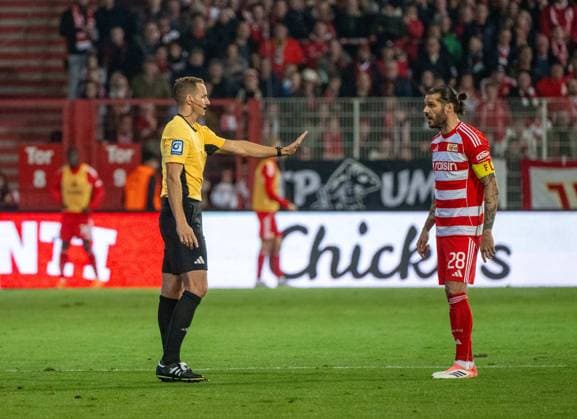 Soccer, Men, Season 2025 2026, 1 Bundesliga 9 Matchday , 1 FC Union Berlin SC Freiburg, v l , 01 11 2025, Copyright: xMatthiasxKochx