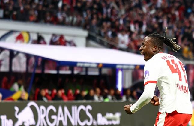GER, 1 Bundesliga, RB Leipzig VfB Stuttgart 01 11 2025, Leipzig, Red Bull Arena, GER, Saison 2025 2026, 1 Bundesliga, 09 Spieltag, RasenBallsport Leipzig vs VfB Stuttgart im Bild Torjubel Yan Diomande Leipzig nach dem Tor zum 1 0 DFL regulations prohibit any use of photographs as image sequences and or quasi video
