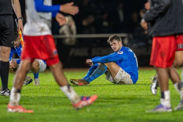 Football, Regionalliga Nord, BW Lohne Hamburger SV II , Matchday 17, Season 2025 2026, 1 11 2025 Sandro Heskamp Blau Weiss Lohne 17 disappointed after the match , Lohne Heinz Dettmer Stadion Niedersachsen Germany