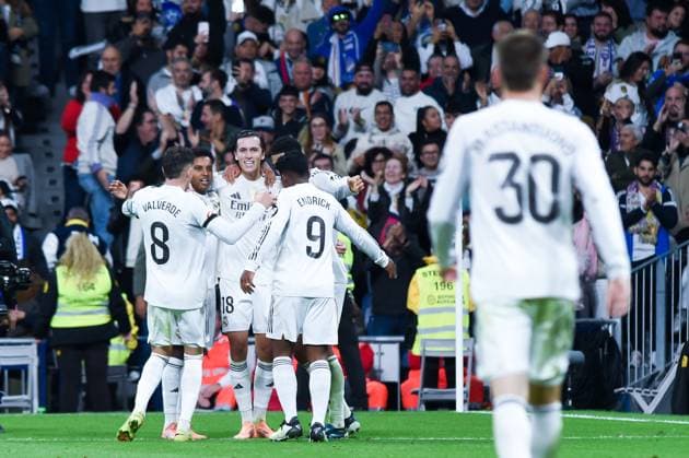 (251102) -- MADRID, Nov. 2, 2025 -- Alvaro Carreras (3rd L) of Real Madrid celebrates his goal with teammates during the La Liga football match between Real Madrid and Valencia CF at Santiago Bernabeu Stadium in Madrid, Spain, Nov. 1, 2025. (Photo by Xinhua) (SP)SPAIN-MADRID-FOOTBALL-LA LIGA-REAL MADRID VS VALENCIA CF GustavoxValiente 