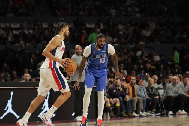 Dallas Mavericks v Detroit Pistons Cade Cunningham 2 of Detroit Pistons drives the ball during the Match against Dallas Mavericks at Mexico City Arena. Detroit Pistons beats Dallas Mavericks 122-110. on November 1, 2025 in Mexico City, Mexico. (Photo by Ian Robles Eyepix Group) Copyright: xIanxRobles xEyepixxGroupx 016A2280jpeg