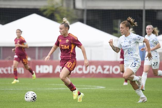 Giada Greggi of A.S. Roma Femminile plays during the Serie A Women s match between AS Roma and FC Internazionale Milano at the Stadio delle Tre Fontane in Rome, Italy, on November 02, 2025.  Copyright: xMarioxQuartapelle IPAxSportx xipa-agency.netx xx IPA_67395779 IPA_Agency_IPA67395779