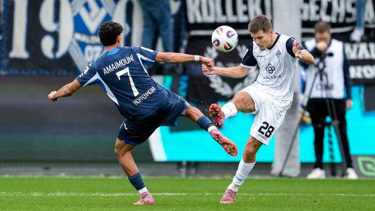 v li Ayoube Amaimouni Echghouyab TSG II, 7 , Diego Michel SVWM, 28 , duel, duel scene, duel, tackle, tackling, dynamics, action, action, 02 11 2025, Sinsheim Germany , Football, 3 Liga, TSG 1899 Hoffenheim II SV Waldhof Mannheim, DFB DFL REGULATIONS PROHIBIT ANY USE OF PHOTOGRAPHS AS IMAGE SEQUENCES AND OR QUASI VIDEO xozx