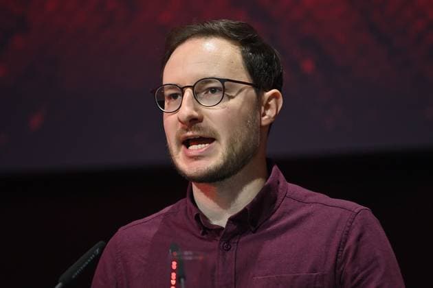 Michael OTT at the lectern, single image,cropped single motif,portrait,portrait,portrait Annual General Meeting 2025 of FC Bayern Muenchen e V on 02 11 2025, Rudi Sedlmayer Halle
