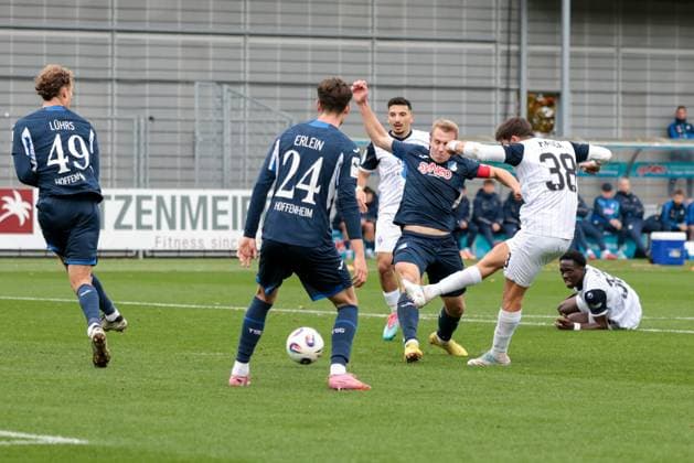 02 11 2025, xhettx, Soccer 3 Liga, TSG 1899 Hoffenheim U23 SV Waldhof Mannheim v l Francisco Fumaca de Mascarenhas da Costa Pessoa SV Waldhof Mannheim, 38 with the shot attempt DFL DFB REGULATIONS PROHIBIT ANY USE OF PHOTOGRAPHS as IMAGE SEQUENCES and or QUASI VIDEO Hoffenheim