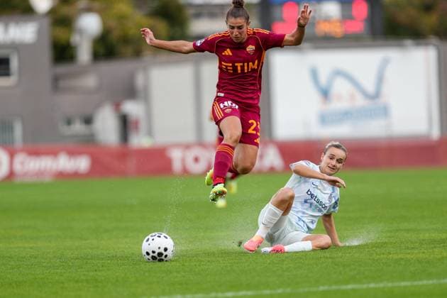 CALCIO - Serie A Femminile - AS Roma vs Inter - FC Internazionale Valentina Bergamaschi (Roma Women) during AS Roma vs Inter - FC Internazionale, Italian football Serie A Women match in Rome, Italy, November 02 2025 Rome Italy  Copyright: xIPAxSport ABACAx