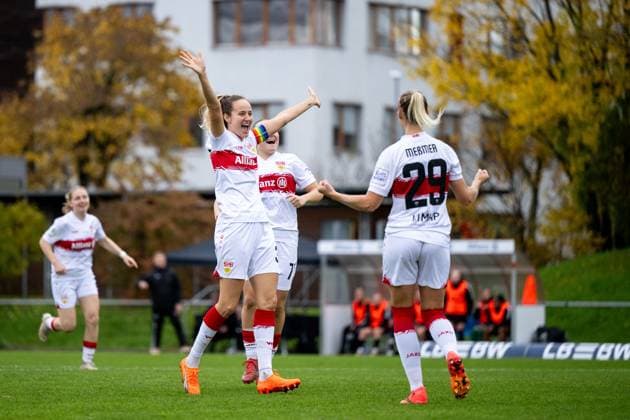 Fabienne Dongus VfB Stuttgart, 33 , Meike Meßmer VfB Stuttgart, 29 celebrate the goal for 1 0, GER, VfB Stuttgart vs VfR SW Warbeyen, Soccer, Women, 2 Bundesliga, Matchday 9, Season 2025 2026, 02 11 2025 GER, VfB Stuttgart vs VfR SW Warbeyen, Soccer, Women, 2 Bundesliga, Matchday 9, Season 2025 2026, 02 11 2025 Bad Cannstatt Copyright: xEibner-Pressefoto Memmlerx EP_MMR