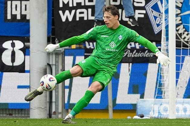 Football 3 Liga, Matchday 13, TSG Hoffenheim II SV Waldhof Mannheim on 02 11 2025 in Sinsheim Dietmar Hopp Stadion , Germany, Season 2025 2026 DFL REGULATIONS PROHIBIT ANY USE OF PHOTOGRAPHS AS IMAGE SEQUENCES AND OR QUASI VIDEO Thijmen Nijhuis 1, SVWM in focus Sinsheim Dietmar Hopp Stadion Germany Copyright: xChristophxKinzingerx