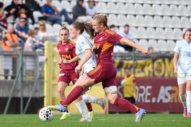 Rieke Annalena of AS Roma Femminile plays during the Serie A Women s match between AS Roma and FC Internazionale Milano at the Stadio delle Tre Fontane in Rome, Italy, on November 02, 2025.  Copyright: xMarioxQuartapelle IPAxSportx xipa-agency.netx xx IPA_67399044 IPA_Agency_IPA67399044