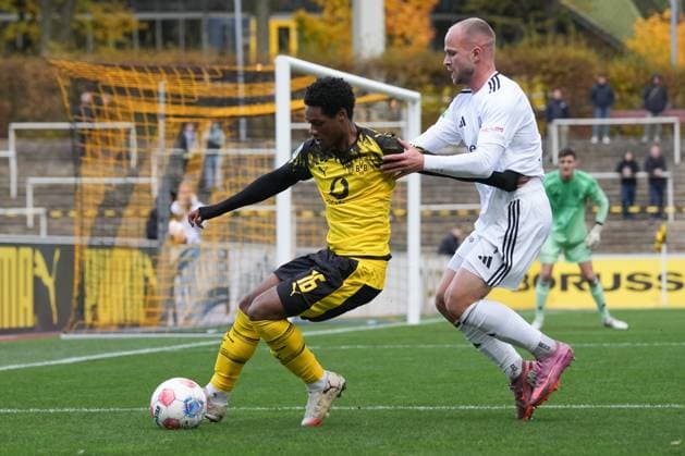 Sunday, 02 11 2025 Season 2025 2026 14 Matchday Regionalliga West at Stadion Rote Erde, Dortmund, Germany BV Borussia Dortmund U23 1 FC Bocholt Julien Dienda M Duranville BVB