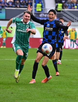 02 11 2025 Soccer Season 2025 2026 2 Soccer Bundesliga 11 Matchday SC Paderborn 07 SCP SpVgg Greuther Fürth SGF Kleeblatt Sportfoto Zink xwoxzix DFL regulations prohibit any use of photographs as image sequences and or quasi video only for editorial use Felix Klaus 30, SpVgg Greuther Fürth Santiago Castaneda 5, SC Paderborn 07