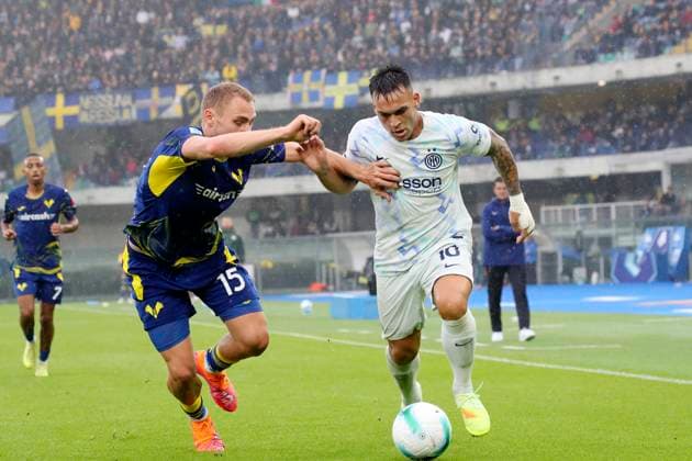 Inter Milan™s Lautaro Martinez during the Serie A soccer match between Hellas Verona and Inter at the Bentegodi Stadium in Verona, north west Italy - Sunday , November 02 , 2025. - Soccer .  Copyright: xPaolaxGarbuio Lapressex
