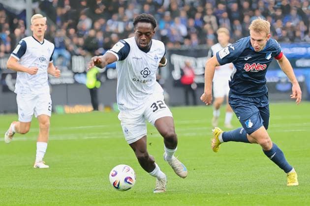 v li in duel Kennedy Okpala SV Waldhof Mannheim II, 32 , Valentin Laessig TSG Hoffenheim II, 6 GER, TSG 1899 Hoffenheim II vs SV Waldhof Mannheim, Football, 3 Liga, Matchday 13, Season 2025 2026, 02 11 2025 DFL DFB REGULATIONS PROHIBIT ANY USE OF PHOTOGRAPHS as IMAGE SEQUENCES and or QUASI VIDEO GER,TSG 1899 Hoffenheim II vs Waldhof Mannheim, Football, 3 Liga, Matchday 13, Season 2025 2026, 02 11 2025 Hoffenheim Copyright: xEibner-Pressefoto JoergxHirschx EP_JHH