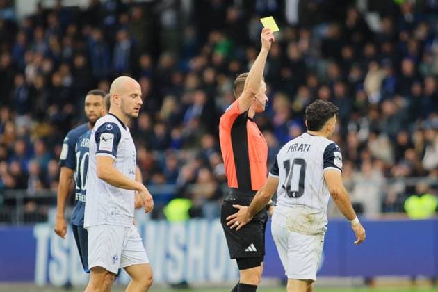 Yellow card Arianti Ferati SV Waldhof Mannheim II, 10 GER, TSG 1899 Hoffenheim II vs SV Waldhof Mannheim, Football, 3 Liga, Matchday 13, Season 2025 2026, 02 11 2025 DFL DFB REGULATIONS PROHIBIT ANY USE OF PHOTOGRAPHS as IMAGE SEQUENCES and or QUASI VIDEO GER,TSG 1899 Hoffenheim II vs Waldhof Mannheim, Football, 3 Liga, Matchday 13, Season 2025 2026, 02 11 2025 Hoffenheim Copyright: xEibner-Pressefoto JoergxHirschx EP_JHH