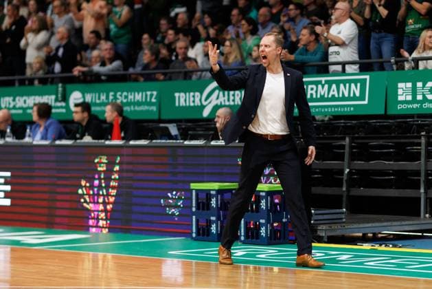 Christian Held Head coach Rasta Vechta on the sideline, Vet Concept Gladiators Trier vs Rasta Vechta, Basketball, easyCredit BBL, Matchday 6, Season 2025 2026, 02 11 2025 Vet Concept Gladiators Trier vs Rasta Vechta, Basketball, easyCredit BBL, Matchday 6, Season 2025 2026, 02 11 2025 Copyright: xEibner-Pressefoto AlexanderxNeisx EP_ANS