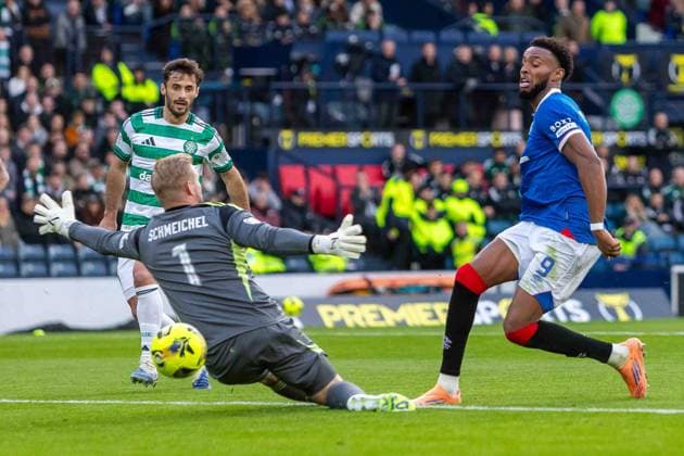 Celtic v Rangers Premier Sports Scottish League Cup 02 11 2025. Semi-Final Youssef Chermiti of Rangers FC puts the ball just wide of the post during the UEFA Europa League 2025 26, Celtic FC vs Rangers FC, Hampden Park, Glasgow, Scotland, (day} November 2025 Hampden Park The National Stadium Glasgow Scotland Editorial use only , Copyright: xColinxPoultneyx PSI-23145-0003