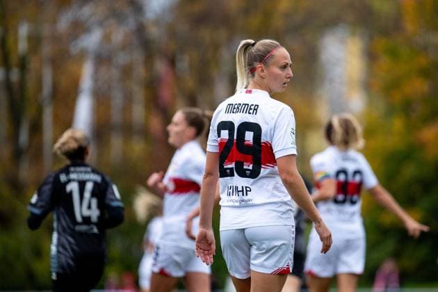 Meike Meßmer VfB Stuttgart, 29 , GER, VfB Stuttgart vs VfR SW Warbeyen, Football, Women, 2 Bundesliga, Matchday 9, Season 2025 2026, 02 11 2025 GER, VfB Stuttgart vs VfR SW Warbeyen, Football, Women, 2 Bundesliga, Matchday 9, Season 2025 2026, 02 11 2025 Bad Cannstatt Copyright: xEibner-Pressefoto Memmlerx EP_MMR