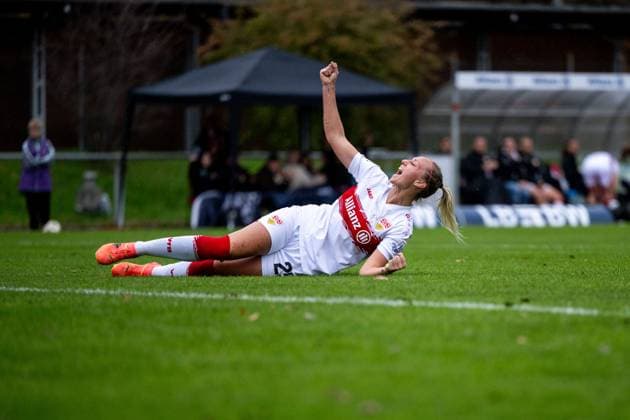 Meike Meßmer VfB Stuttgart, 29 celebrates the goal for 4 1, GER, VfB Stuttgart vs VfR SW Warbeyen, Soccer, Women, 2 Bundesliga, Matchday 9, Season 2025 2026, 02 11 2025 GER, VfB Stuttgart vs VfR SW Warbeyen, Soccer, Women, 2 Bundesliga, Matchday 9, Season 2025 2026, 02 11 2025 Bad Cannstatt Copyright: xEibner-Pressefoto Memmlerx EP_MMR
