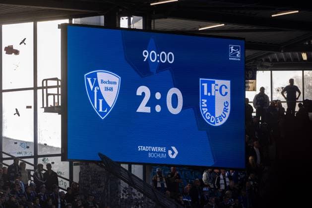 02 11 2025, 2 Bundesliga, Matchday 11, VfL Bochum 1848 1 FC Magdeburg, Scoreboard with final result, Bochum Vonovia Ruhrstadion NRW Germany xRHR PHOTO DEx Copyright: DennisxEwert RHR-FOTOx RHR-FOTO DE