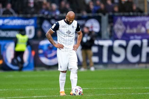 Terrence Boyd SVWM, 13 , Player of SV Waldhof Mannheim SVWM , looking disappointed, disappointment, frustration, disappointed, pessimistic, after conceding the 2 0 goal, action, action scene, 02 11 2025, Sinsheim Germany , Soccer, 3 Liga, TSG 1899 Hoffenheim II SV Waldhof Mannheim, DFB DFL REGULATIONS PROHIBIT ANY USE OF PHOTOGRAPHS AS IMAGE SEQUENCES AND OR QUASI VIDEO xozx