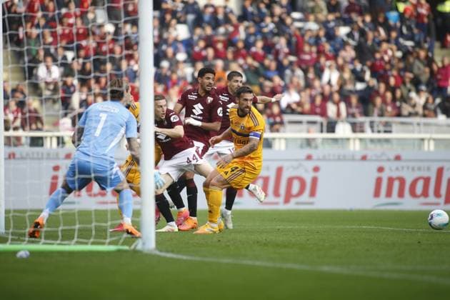 Ardian Ismajli of Torino FC during the Italian serie A, 2025-2026 season, football match between Torino FC and Pisa SC on 02 November 2025 at Stadio Olimpico Grande Torino, Turin, Italy. Photo Nderim Kaceli  Copyright: xNderimxKaceli IPAxSportx xipa-agency.netx xx IPA_67403237 IPA_Agency_IPA67403237