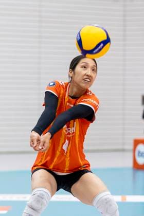 1 Volleyball Bundesliga Women Schwarz Weiss Erfurt vs Allianz MTV Stuttgart Erfurt 02 11 2025 Yurika Bamba 4 Allianz MTV Stuttgart 1 Volleyball Bundesliga Women Schwarz Weiss Erfurt vs Allianz MTV Stuttgart Riethsporthalle Erfurt 02 11 2025 Copyright: xBEAUTIFULxSPORTS Duehringx