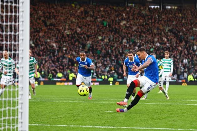 Rangers captain James Tavernier scores from the penalty spot during the Premier Sports Cup semi final at Hampden Park, Glasgow. Celtic v Rangers - Premier Sports Cup - Semi Final - Hampden Park, Glasgow, Lanarkshire, Scotland, UK - 02 Nov 2025Glasgow Hampden Park Lanarkshire United Kingdom  Copyright: xO Rourke RangersxFC Shutterstockx 15665969p