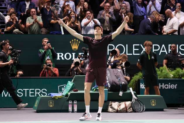 TENNIS : Rolex Paris Masters - Finale - 02 11 2025 Felix Auger-Aliassime (CAN) Vs Jannik Sinner (ITA) ParisFrance  Copyright: xMichaelxBaucherx