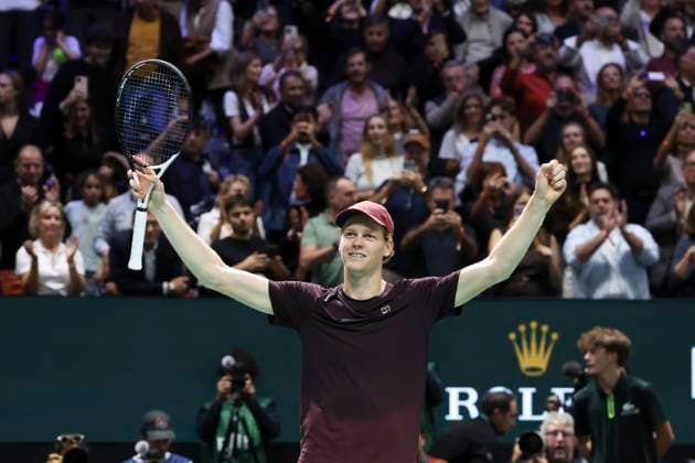 TENNIS : Rolex Paris Masters - Finale - 02 11 2025 Felix Auger-Aliassime (CAN) Vs Jannik Sinner (ITA) ParisFrance  Copyright: xMichaelxBaucherx