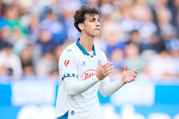 November 2, 2025, Vitoria, Alava, SPAIN: Antoniu Roca of RCD Espanyol reacts during the LaLiga EA Sports match between Deportivo Alaves and RCD Espanyol at Mendizorrotza on November 2, 2025, in Vitoria, Spain. Vitoria SPAIN - ZUMAa181 20251102_zaa_a181_063 Copyright: xRicardoxLarreinax