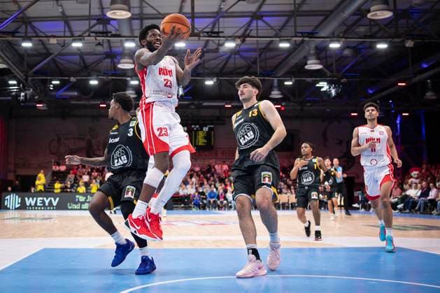 Barmer 2 Basketball Bundesliga ProA RheinStars Cologne vs Kirchheim, 02 11 25 Michael Jordan Miller RheinStars Cologne, 23, SG Cologne, 02 11 25 Barmer 2 Basketball Bundesliga ProA RheinStars Cologne vs Kirchheim at the Motor World in Cologne Copyright: xBEAUTIFULxSPORTS AxelxKohringx