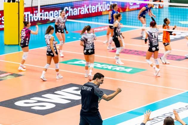 02 11 2025, GER, Volleyball, Women, 1 BL, Main Round, Season 25 26, Schwarz Weiss Erfurt Allianz MTV Stuttgart Pablo Sanchez Schwarz Weiss Erfurt 99089 Erfurt Sporthalle Sportanlage Rieths Thüringen Germany