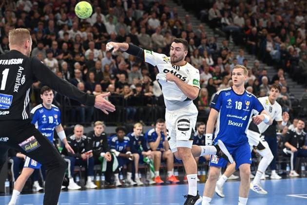 Goal throw Jannik KOHLBACHER GER Action Handball Laenderspiel Germany GER Iceland ISL on 02 11 2023 SAP GARDEN Â