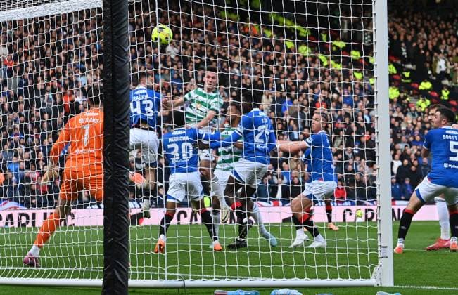 UK: Rangers v Celtic, Scottish League Cup, at Hampden Park in Glasgow, Scotland on 02 November 2025 Rangers v Celtic, Scottish League Cup, at Hampden Park in Glasgow, Scotland on 02 November 2025 Rangers goalkeeper Jack Butland watches as a header from Johnny Kenny (Celtic) ends up in the net Glasgow Hampden Park Strathclyde Scotland Copyright: xGerxHarleyx