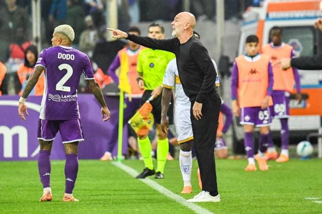 Head Coach Stefano Pioli (Fiorentina) during ACF Fiorentina vs US Lecce, Italian soccer Serie A match in Florence, Italy, November 02 2025  Copyright: xFabioxFagiolini IPAxSportx xipa-agency.netx xx IPA_67403836 IPA_Agency_IPA67403836