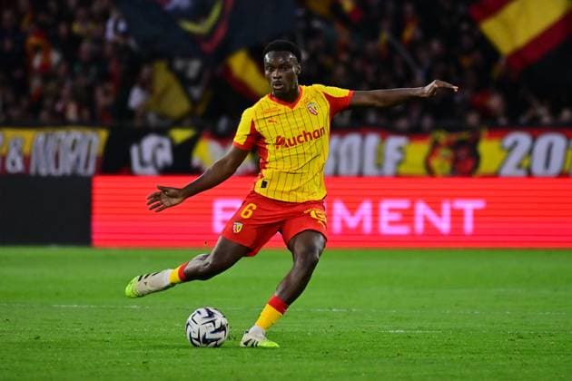 FOOTBALL : Lens vs Lorient - Ligue 1 - 02 11 2025 Samson Baidoo ( 6 - Lens ) during the Ligue 1 match between RC Lens and FC Lorient at Stade Felix Bollaert on November 02, 2025 in Lens, France. ( Photo by federico pestellini psnewz ) - LensFrance  Copyright: xFedericoxPestellinix