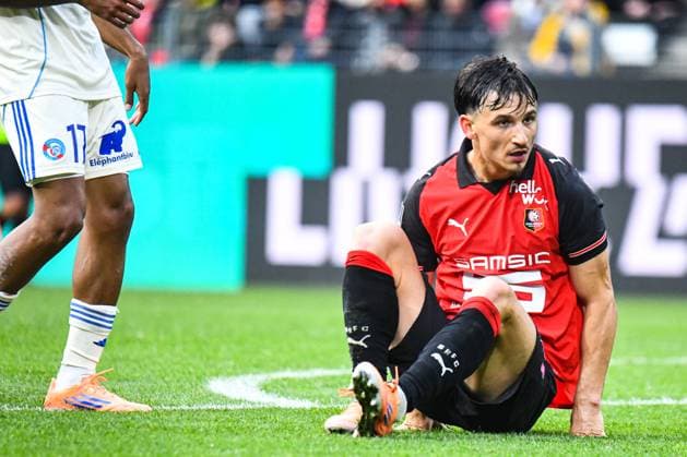 FOOTBALL : Stade Rennais vs RC Strasbourg - Ligue 1 - JournÃ e 11 - 02 11 2025 Esteban Lepaul (Stade Rennais) RennesFrance  Copyright: xBaptistexAutissierx