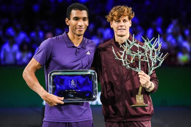 November 2, 2025, Nanterre, France, France: Jannik SINNER of Italy and Felix AUGER-ALIASSIME of Canada celebrate with their trophy during the seventh day of the Rolex Paris Masters 1000 tennis tournament at Accor Arena on November 02, 2025 in Nanterre near Paris, France. Nanterre France - ZUMAm308 20251102_zsp_m308_010 Copyright: xMatthieuxMirvillex